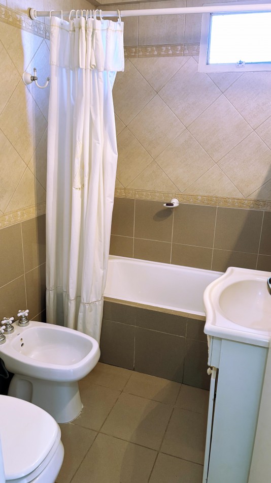 La Boca - Hermoso y Amplio Depto 3 ambientes con Balcon Frente  68m2 u$s79.950