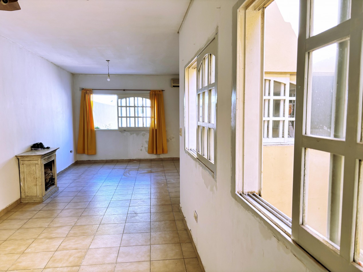 Apto Credito - PH 3 amb 2 baños completos 96,00m2 1er Piso u$s159000 Exp: $80.000
