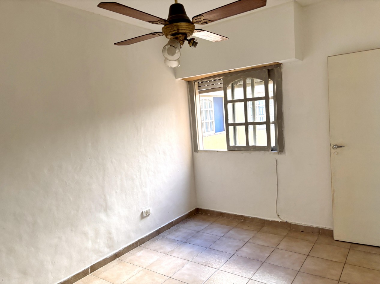 Apto Credito - PH 3 amb 2 baños completos 96,00m2 1er Piso u$s159000 Exp: $80.000