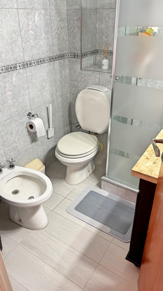 Apto Credito Parque Chacabuco Depto 2 Amb + Cochera Impecable Muy Luminoso u$s58000