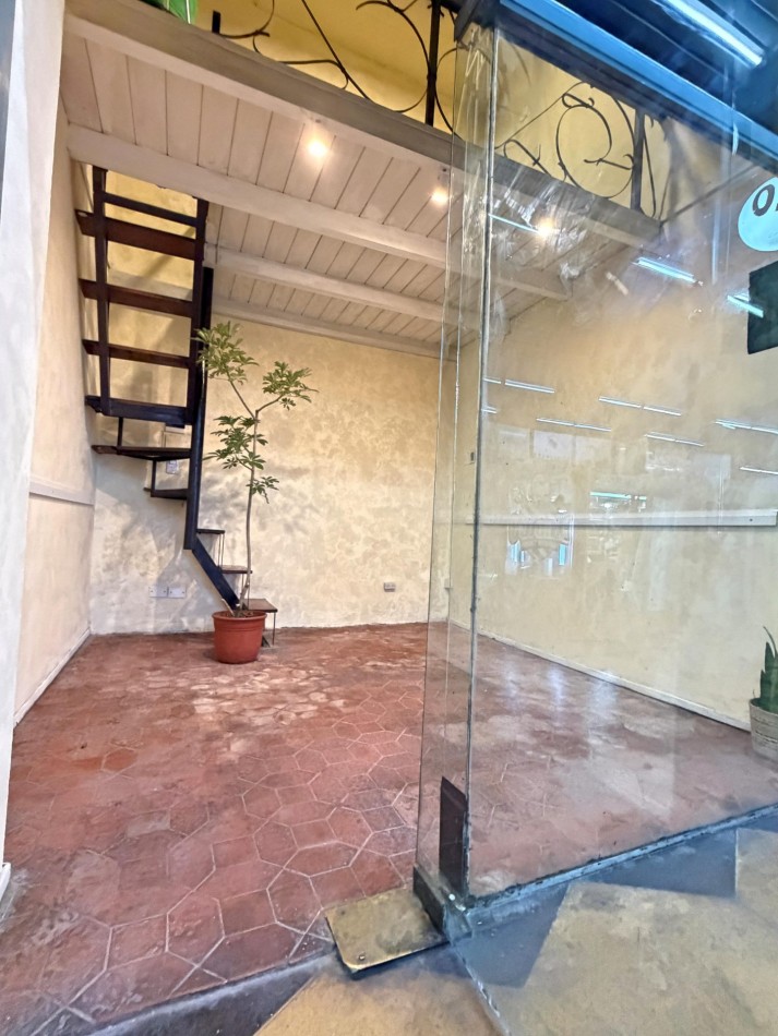 Caballito Local en Galeria Centenera U$s34.900 Oportunidad Tomo Auto en Pago!