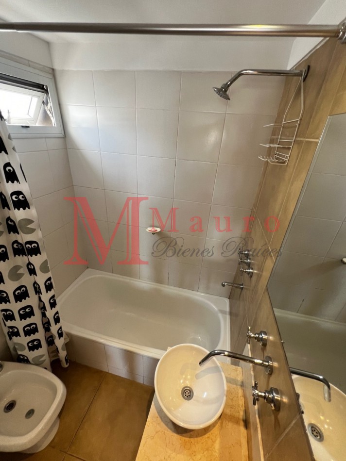 Alquiler - Departamento 2 amb Frente Balcon Sum Pileta Parrilla $700.000 + Exp: $190.000