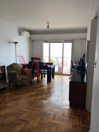Almagro Departamento 4 Ambientes 75 m² 2 Baños Balcón Todo Luz y Sol m Subte a