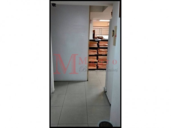 Venta Oficina de 230 m² 2 Cocheras Tribunales U$s 390.000.