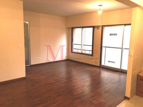 Ambiente Divisible 37 m² Lavadero m del Subte Línea B U$s109.000 V. Urquiza