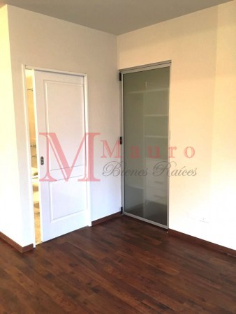Ambiente Divisible 37 m² Lavadero m del Subte Línea B U$s109.000 V. Urquiza