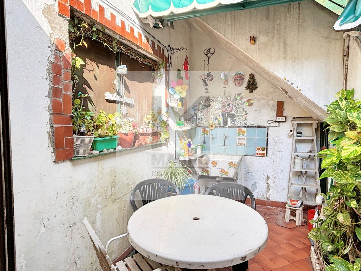 VENDIDO VENDIDO Saavedra PH 2 amb Patio y Terraza Exclusiva,Sup: 96m2 - TODO A RECICLAR u$s90.000 Sin Expensas
