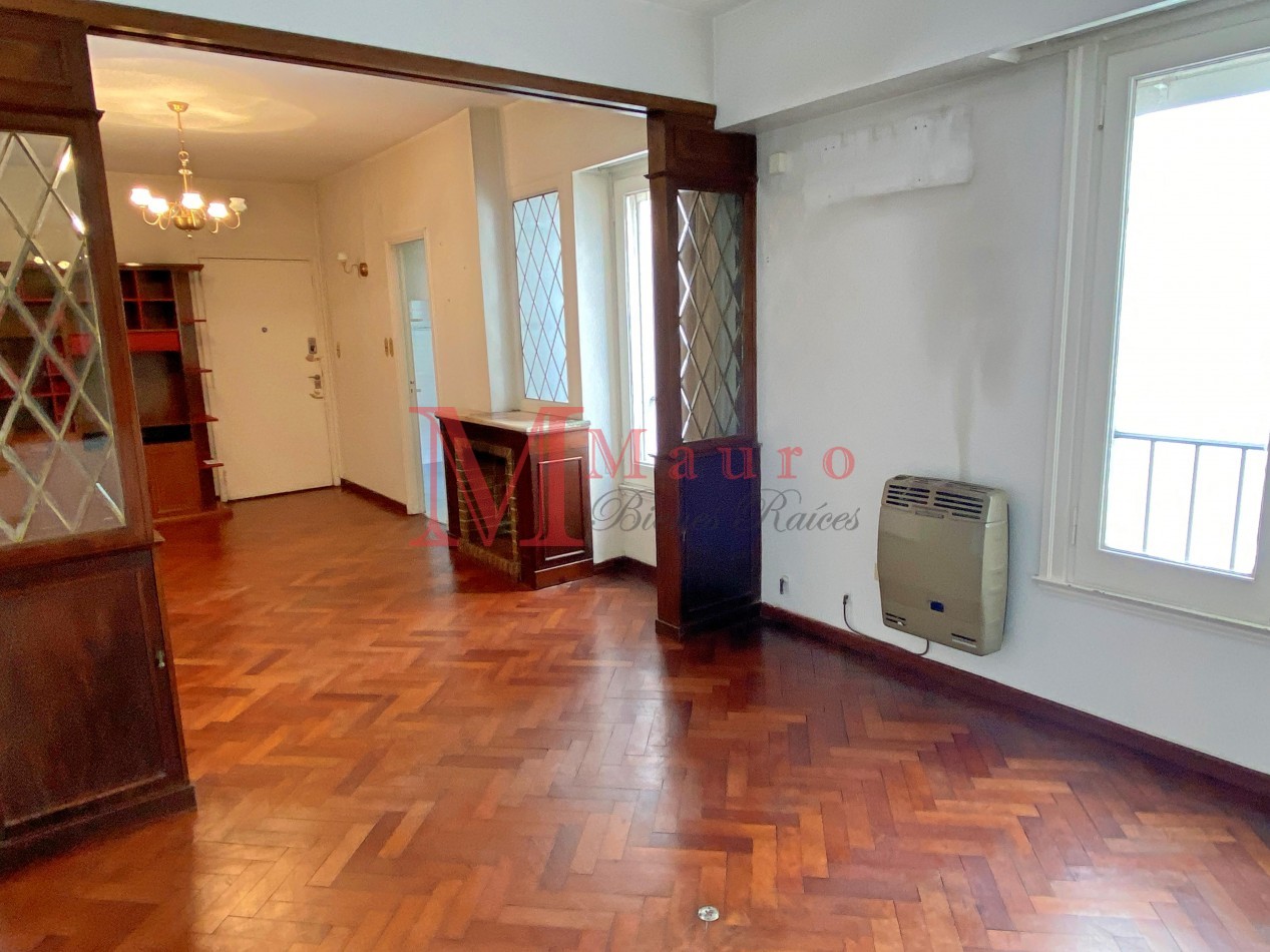 Caballito Aranguren al 500 Depto 3 ambientes u$s129.900 Baño y Toilette