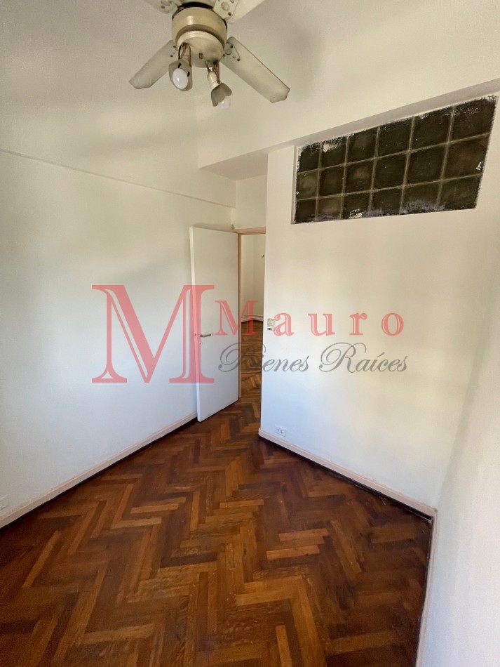 Apto Credito Monserrat Departamento 3 ambientes al Frente u$s98.900