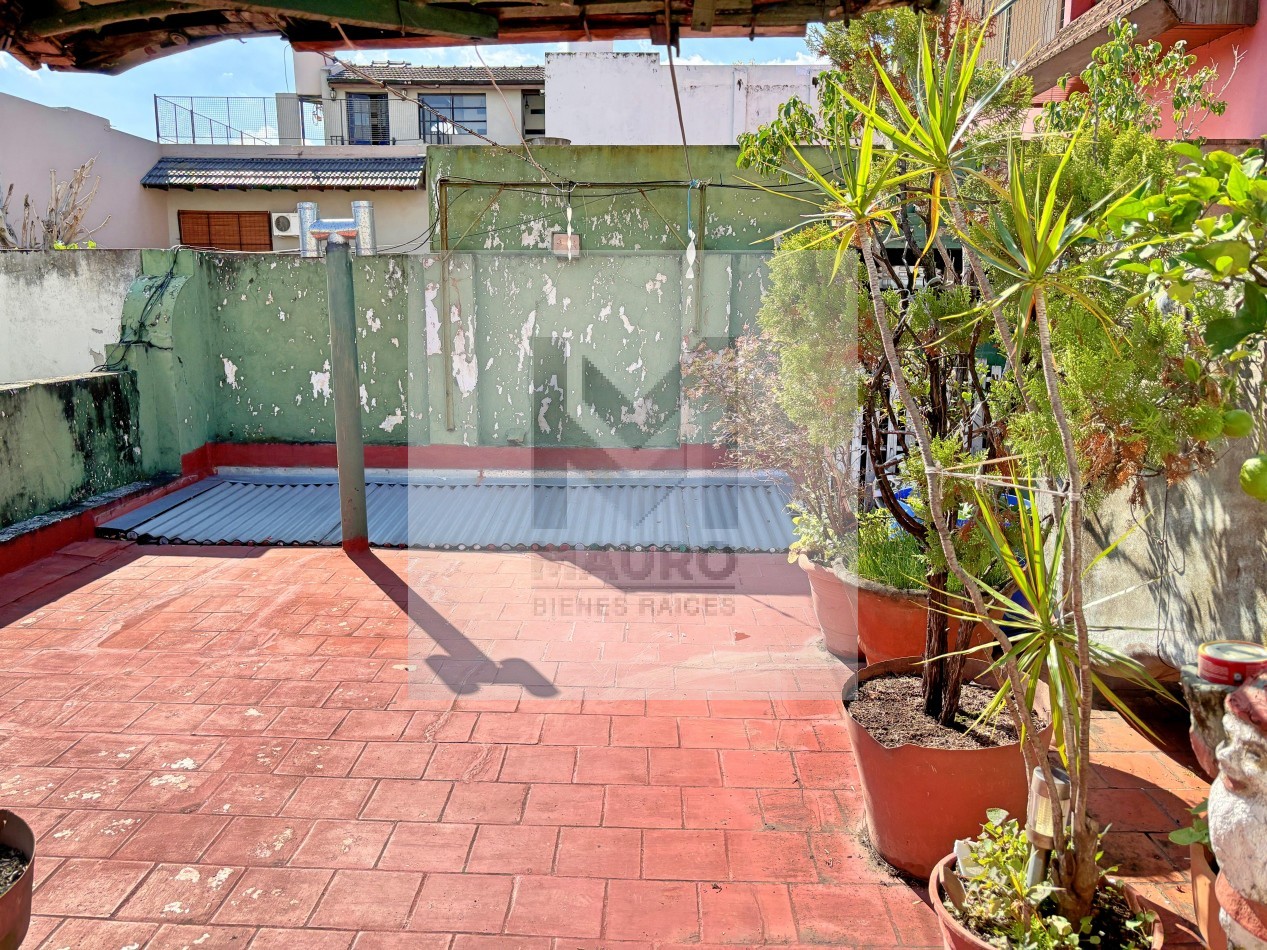 VENDIDO VENDIDO Saavedra PH 2 amb Patio y Terraza Exclusiva,Sup: 96m2 - TODO A RECICLAR u$s90.000 Sin Expensas