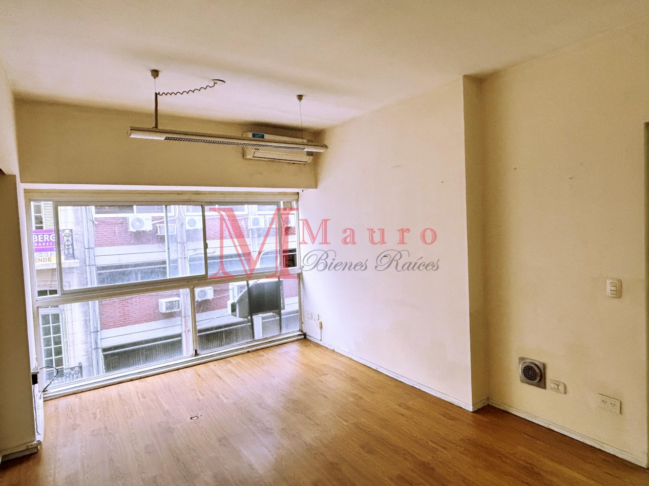 Oportunidad - Retiro - Piso Oficina al Frente Sup 98m2 u$s199.900