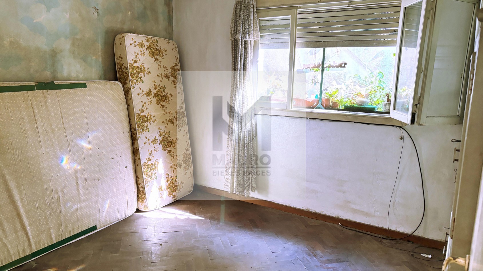 VENDIDO VENDIDO Saavedra PH 2 amb Patio y Terraza Exclusiva,Sup: 96m2 - TODO A RECICLAR u$s90.000 Sin Expensas