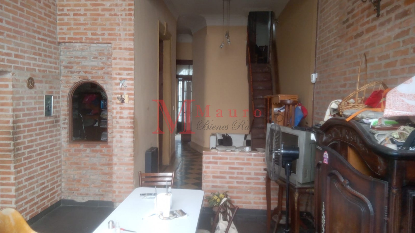 PATERNAL PH 4 AMB Frente Patio Terraza 2 Baños a Reciclar u$s190.000