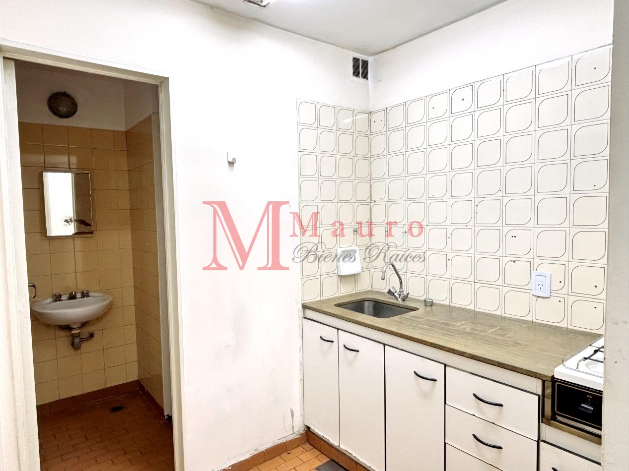 Oportunidad - Retiro - Piso Oficina al Frente Sup 98m2 u$s199.900