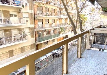 Flores Depto 3 ambientes Cochera Balcon Frente Impecable